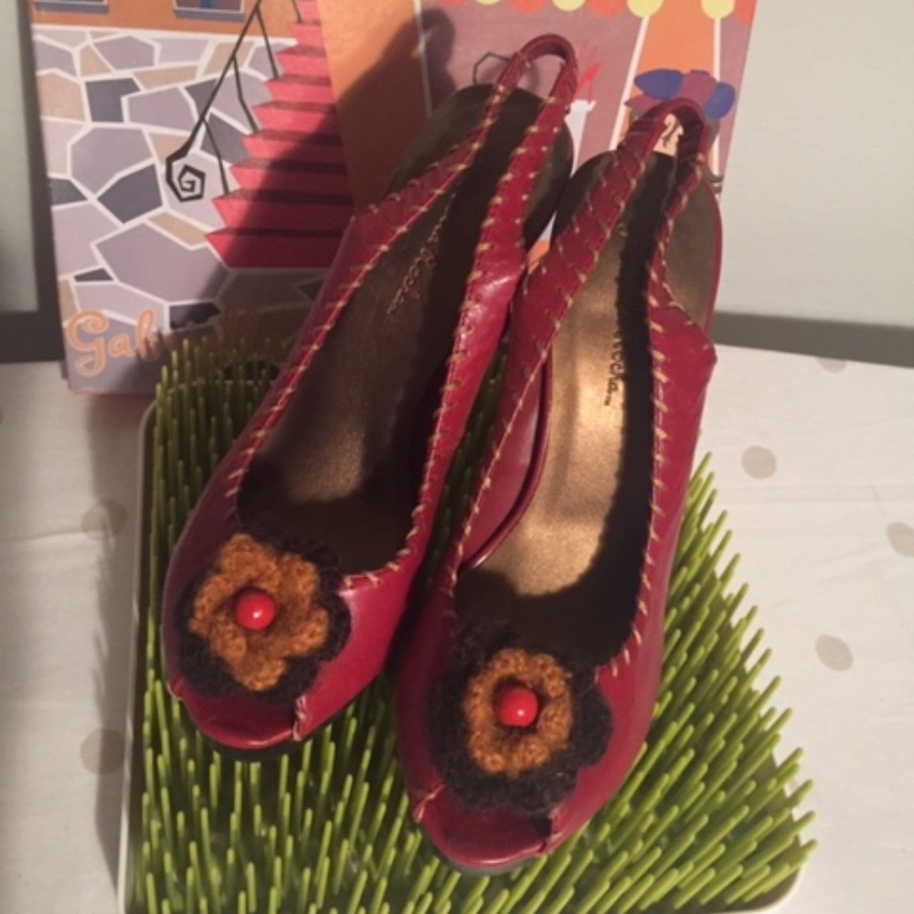 New Gabriella Rocha Heel Sandals